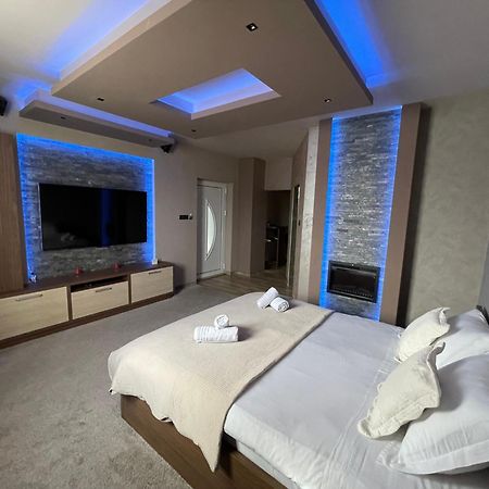 Apartmani Aso-Ler Kukujevci Dış mekan fotoğraf